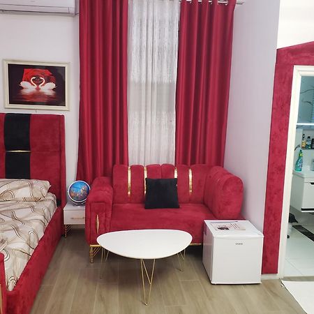 Studio Near Tirana Airport 2- Self Check-In Free Parking Lejlighed Valjiosi Eksteriør billede